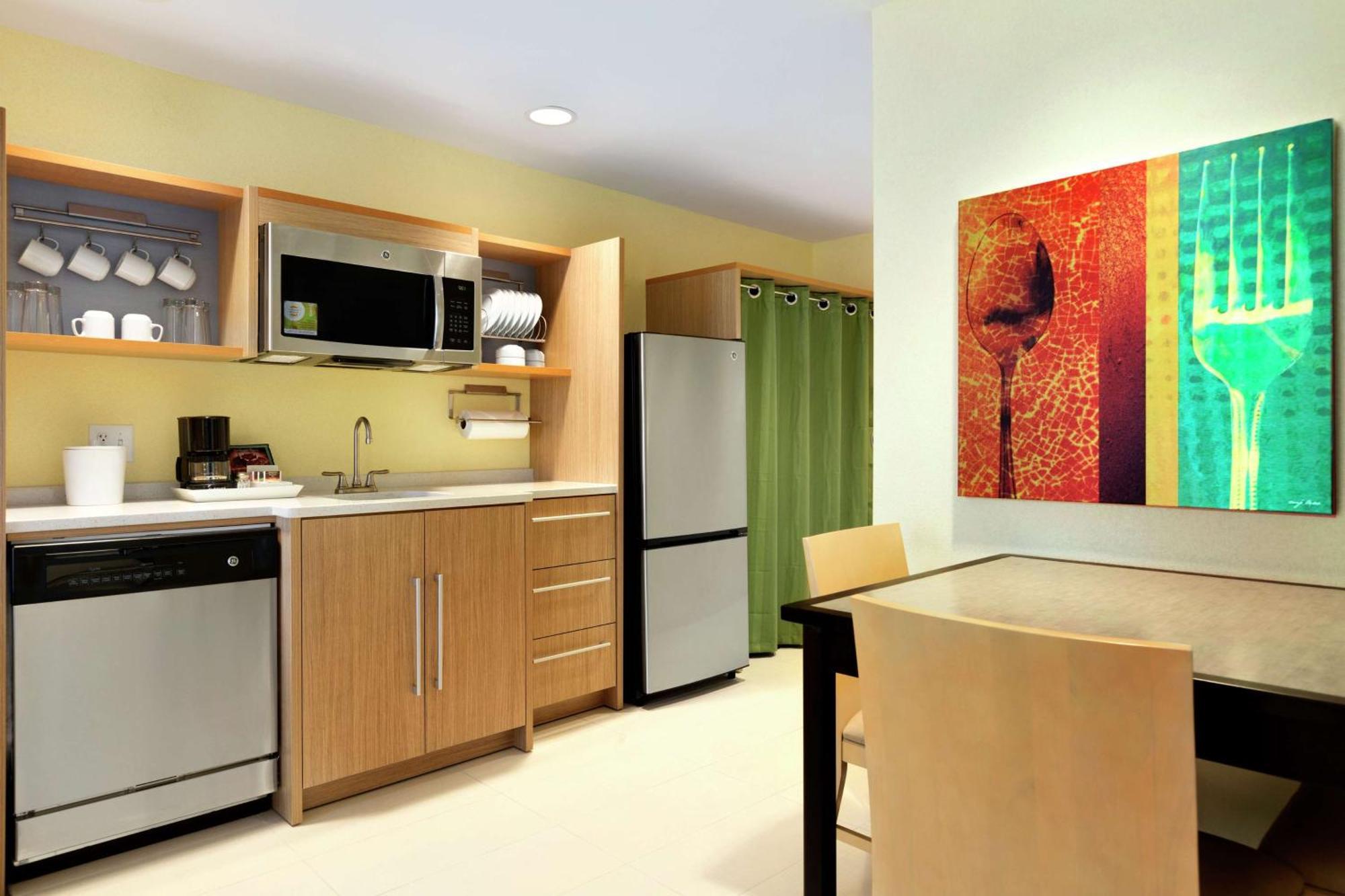 Home2 Suites By Hilton Saratoga Malta Bagian luar foto