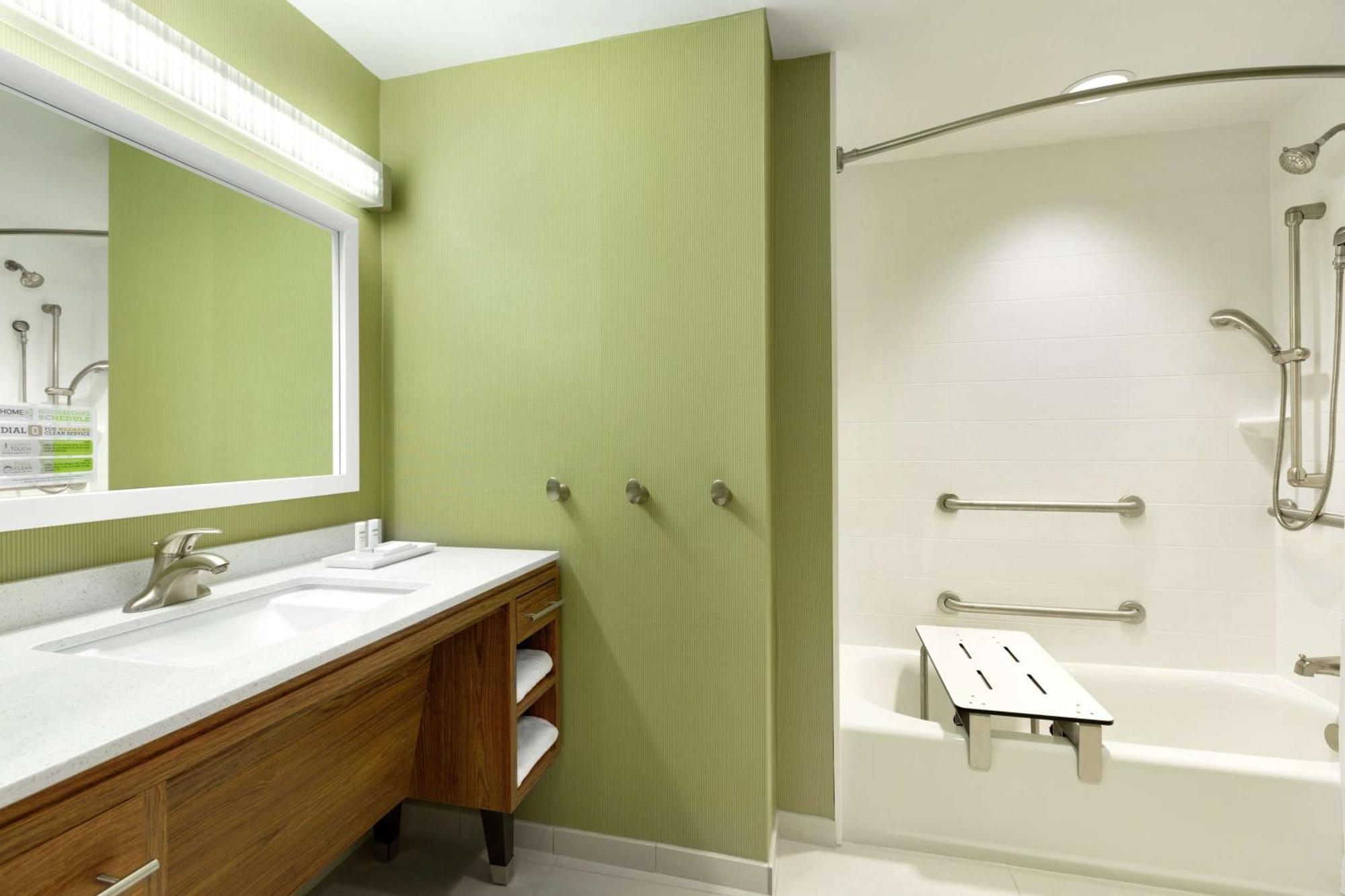 Home2 Suites By Hilton Saratoga Malta Bagian luar foto
