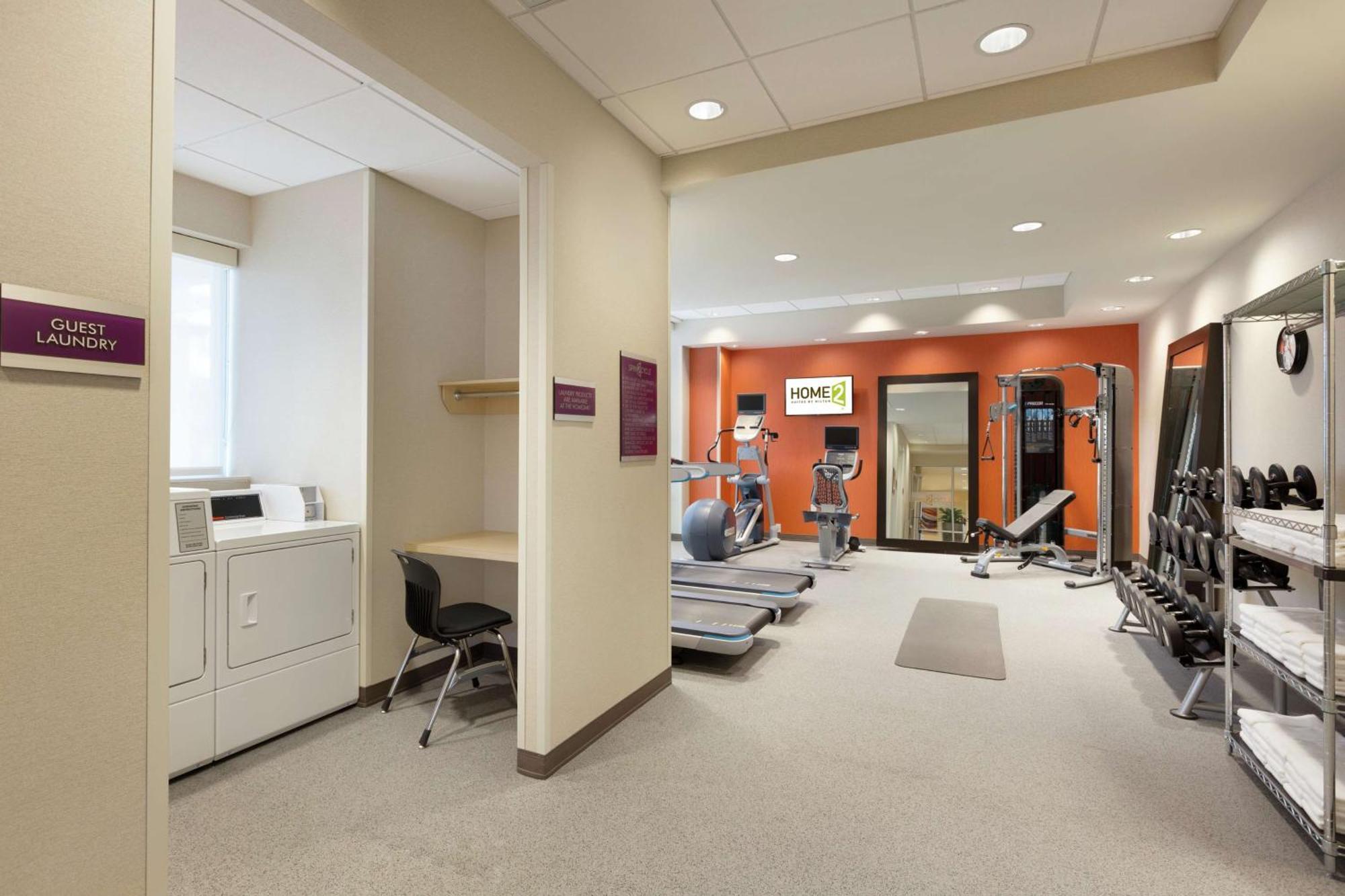 Home2 Suites By Hilton Saratoga Malta Bagian luar foto