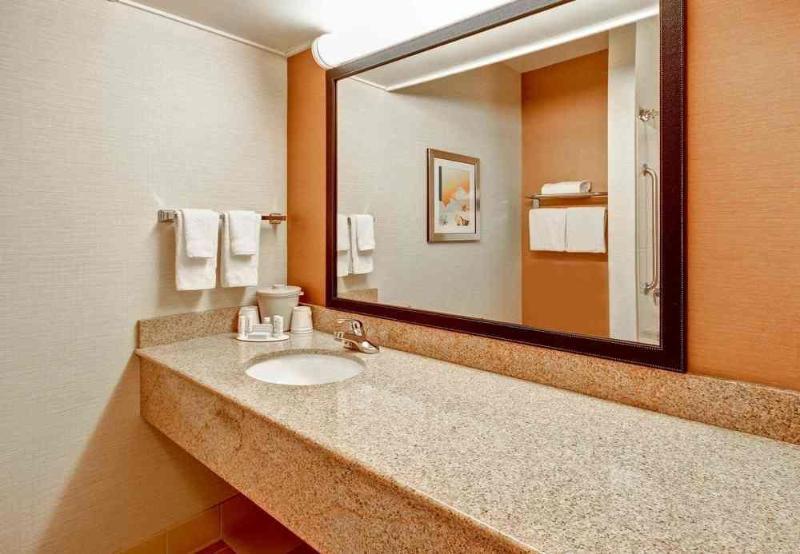 Home2 Suites By Hilton Saratoga Malta Bagian luar foto